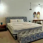 Casa Blanca Villa *